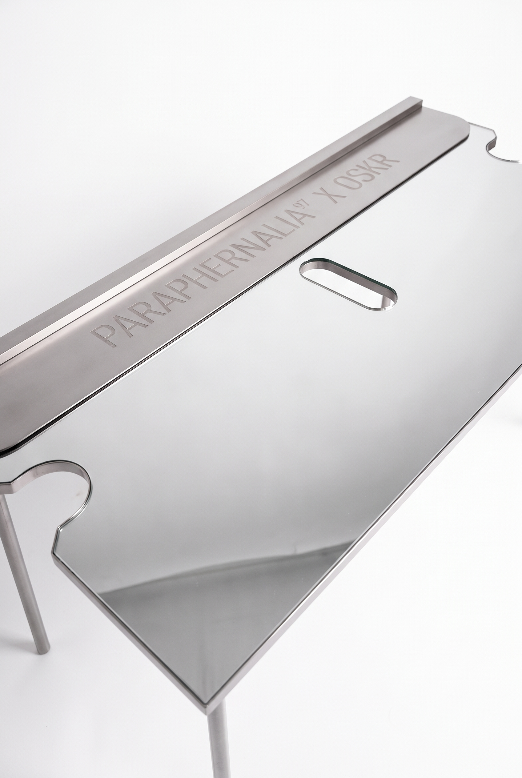 The Razor Blade Table-Mirror